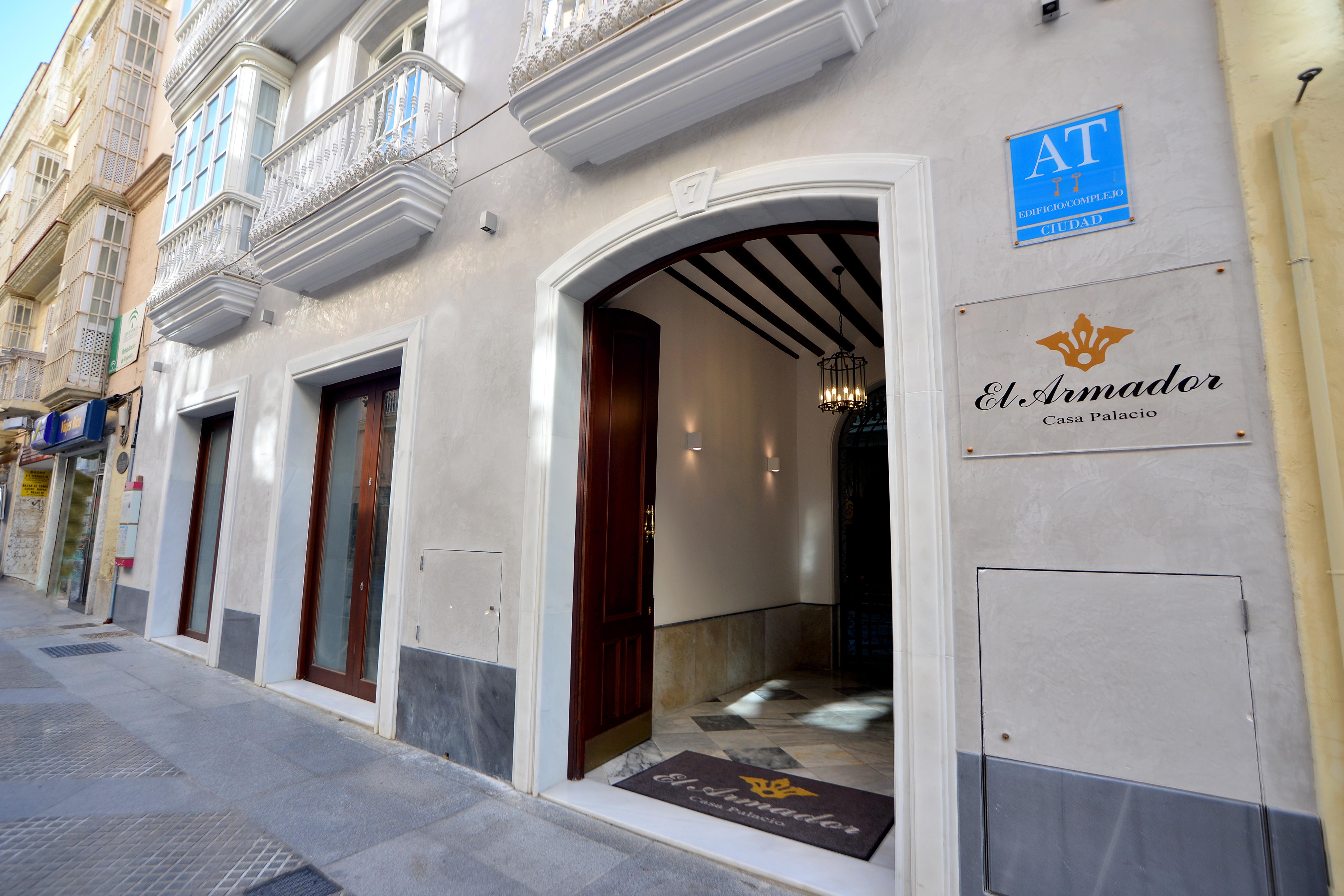 El Armador Casa Palacio By Luxury Suites Кадис Екстериор снимка
